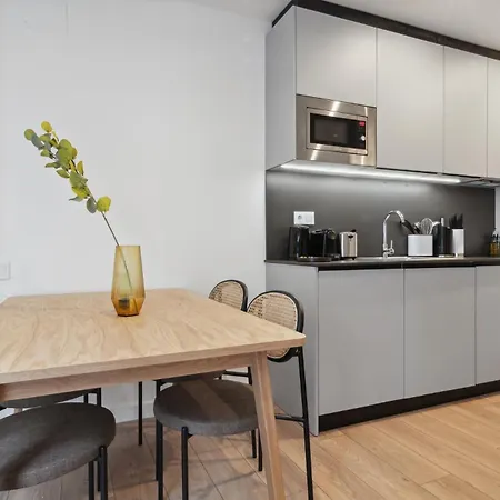 Limehome Valencia Carrer Del Pare Palau I Quer Room photo