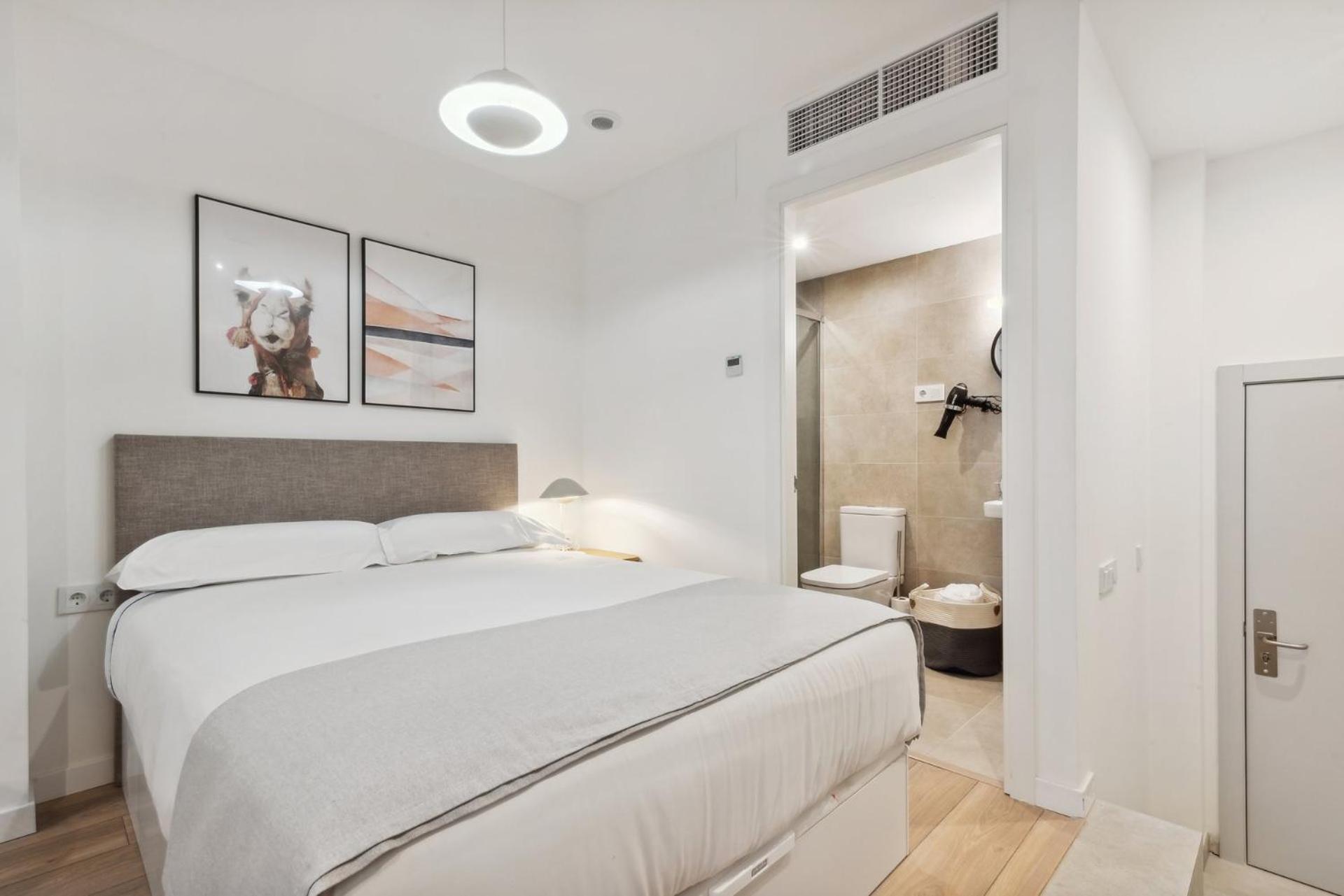 Limehome Carrer Del Pare Palau I Quer Appartement *