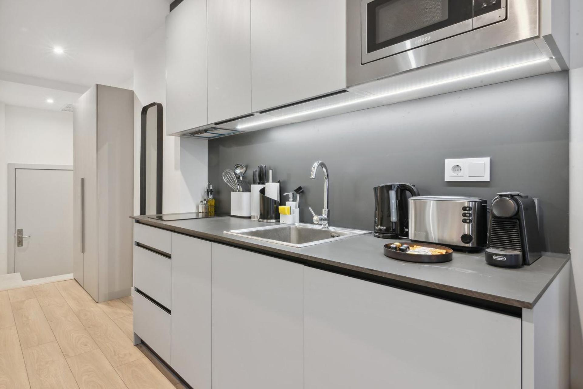 Appartement Limehome Carrer Del Pare Palau I Quer *