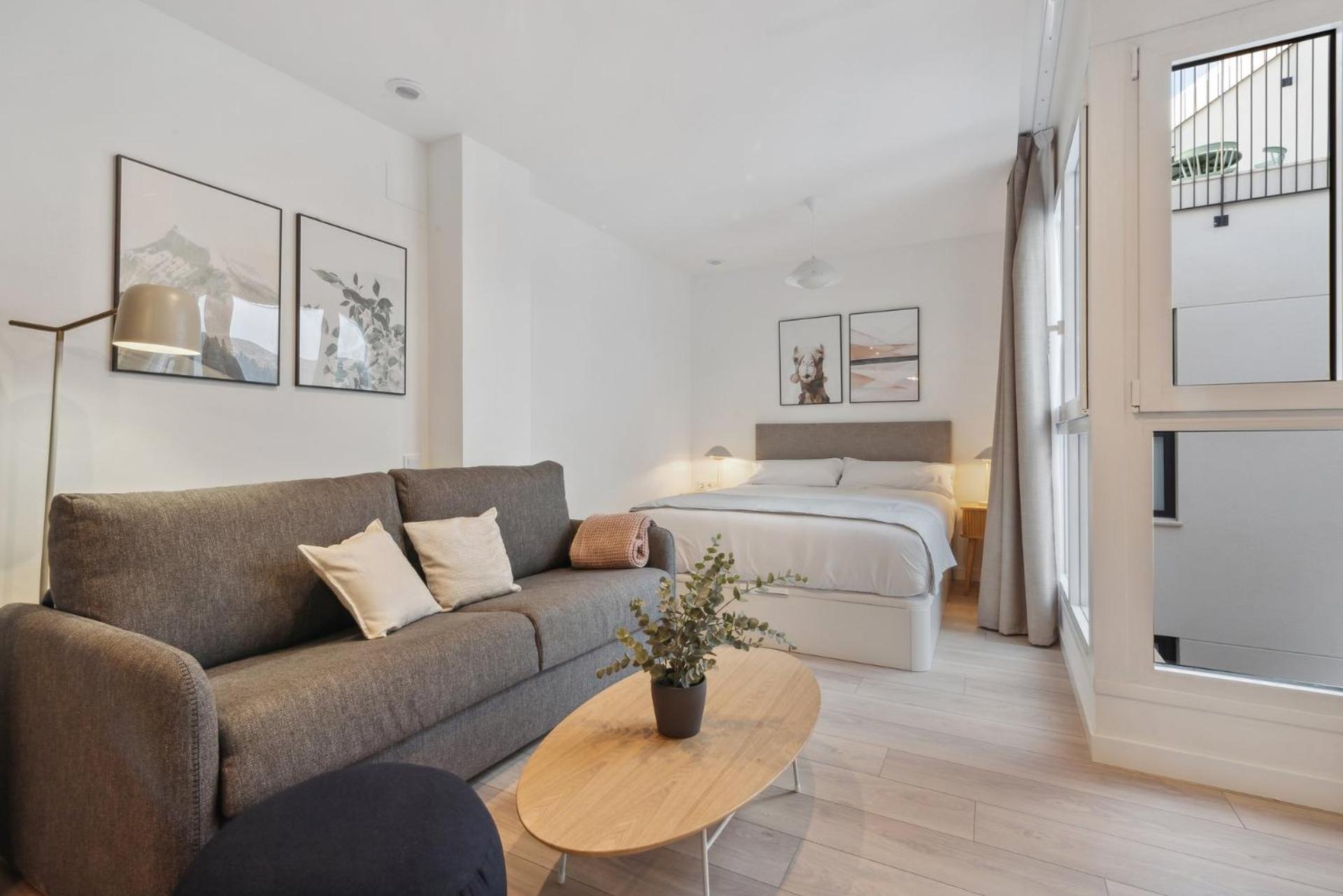 Limehome Carrer Del Pare Palau I Quer * Valence